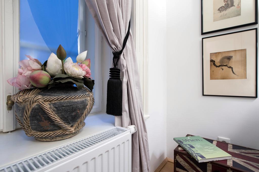 Apartment Schottenring Вена Номер фото