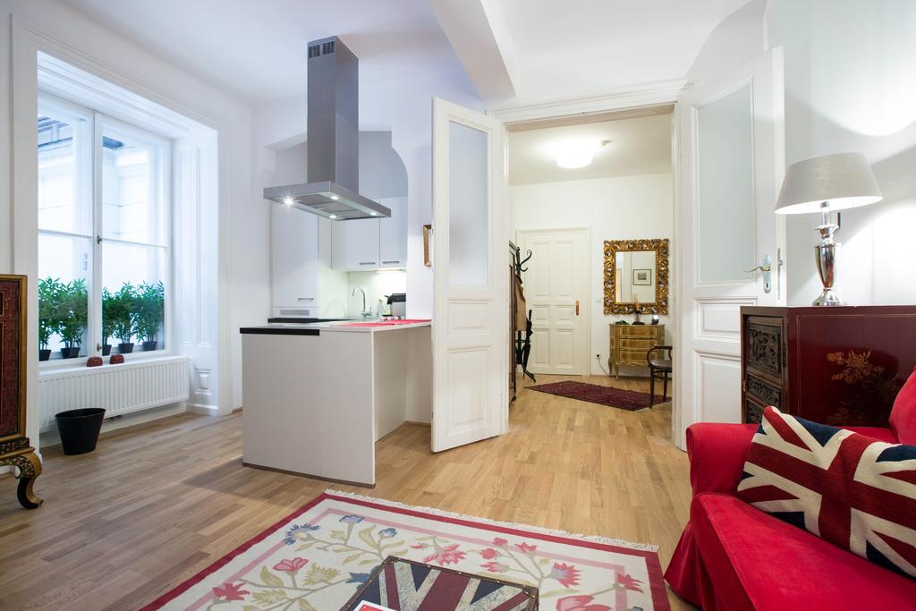 Apartment Schottenring Вена Номер фото